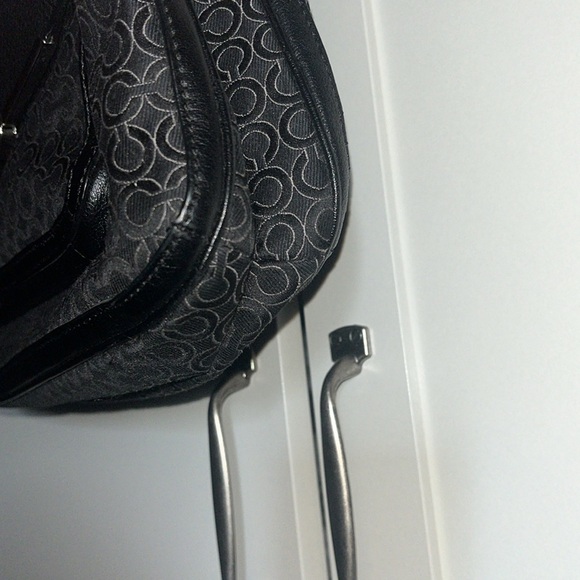 Coach Madison boho signature black and gray/silver shoulder bag - Picture 6 of 11